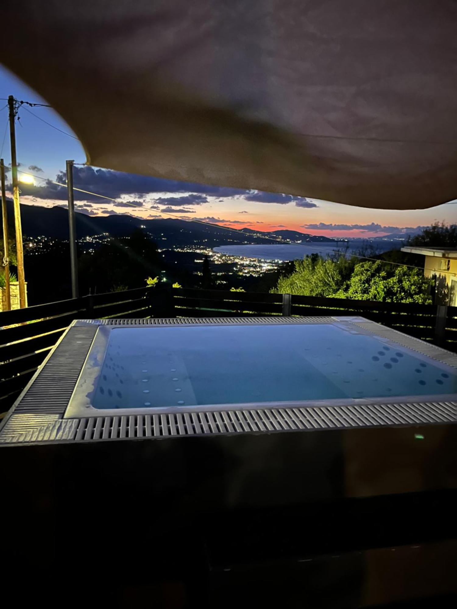 Villa Thea - Τhe View 1St Floor Ano Yerakarion Ngoại thất bức ảnh